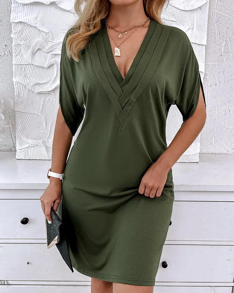 Yara | Raffiniertes Kleid mit V-Ausschnitt