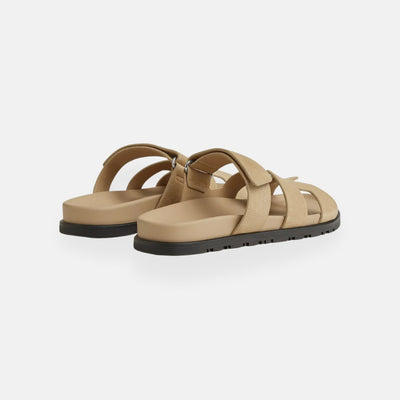 Bruna | Komfortable Pantoletten mit Lochmuster