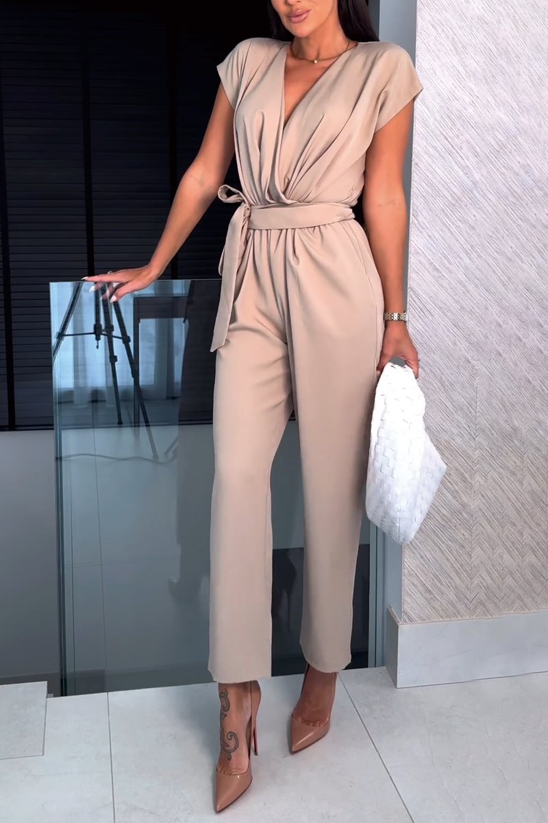 Eleganter Jumpsuit mit V-Ausschnitt und Taillengürtel