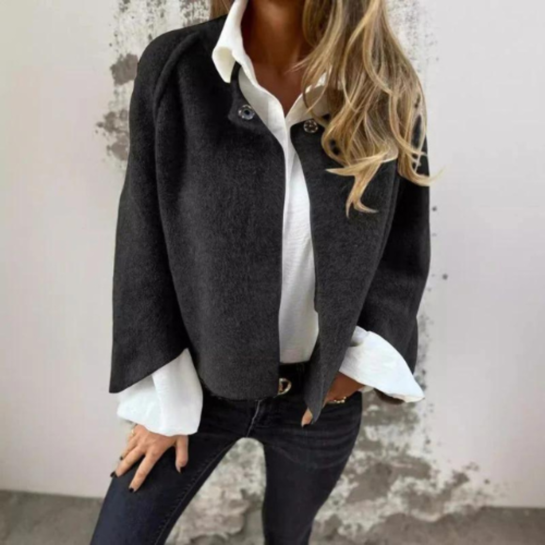 Delfina | Schicke doppellagige Strickjacke