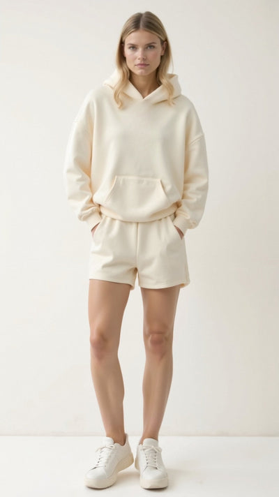 Avilda | Moderner bestickter Hoodie