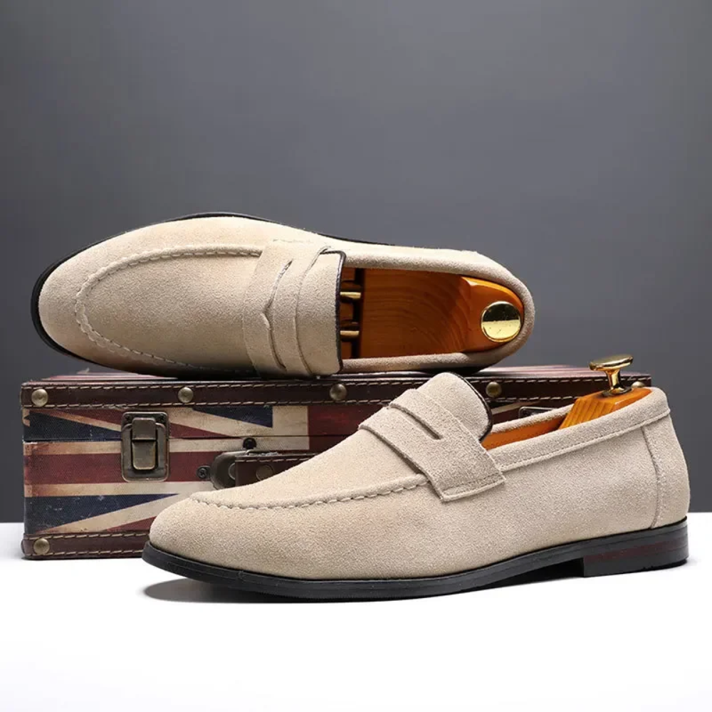 Klassische Penny Loafer aus Wildleder