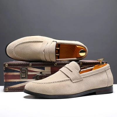 Klassische Penny Loafer aus Wildleder