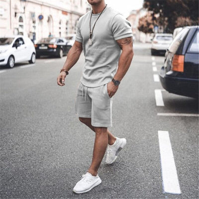 Brayen | Bequemes Set aus kurzärmligem T-Shirt und Shorts