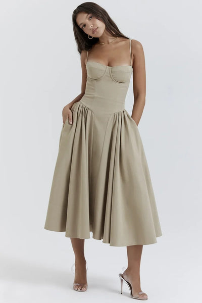 Ilona | Weich fließendes Midikleid