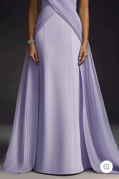 Eloré | Skulpturales Abendkleid in Lavendel