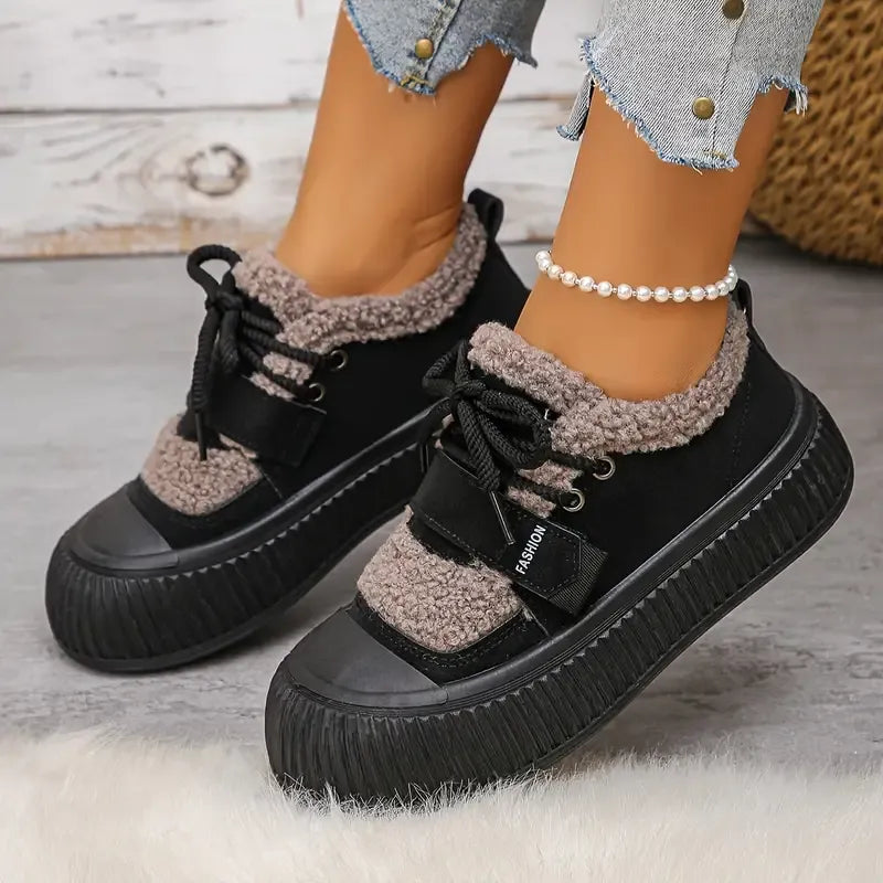 Warme Sneaker mit Fleecefutter
