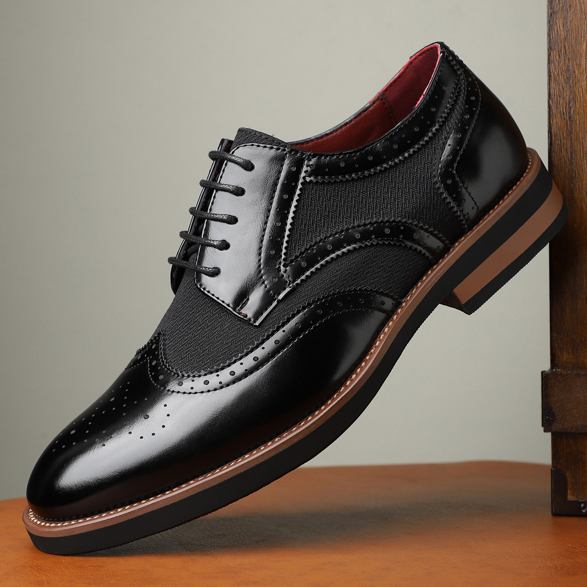 Herren Business-Schuhe im Brogue-Stil