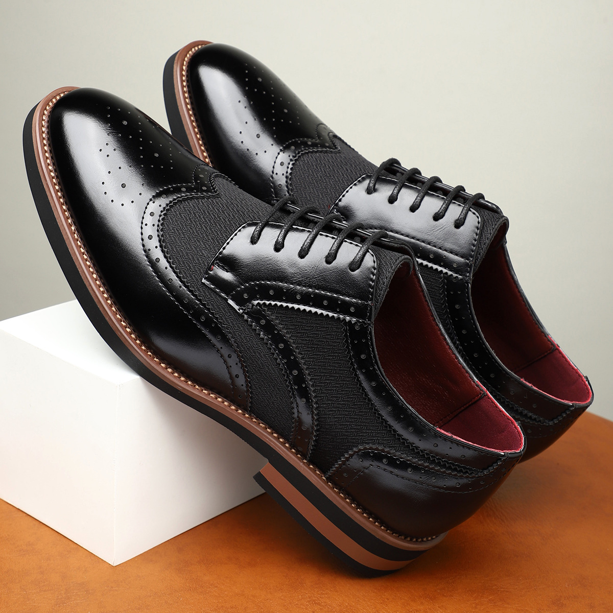 Herren Business-Schuhe im Brogue-Stil