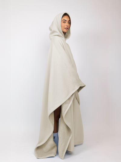 Fleece-Poncho mit Kapuze