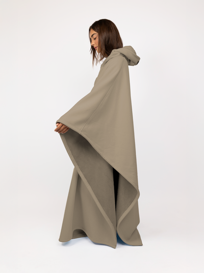 Fleece-Poncho mit Kapuze