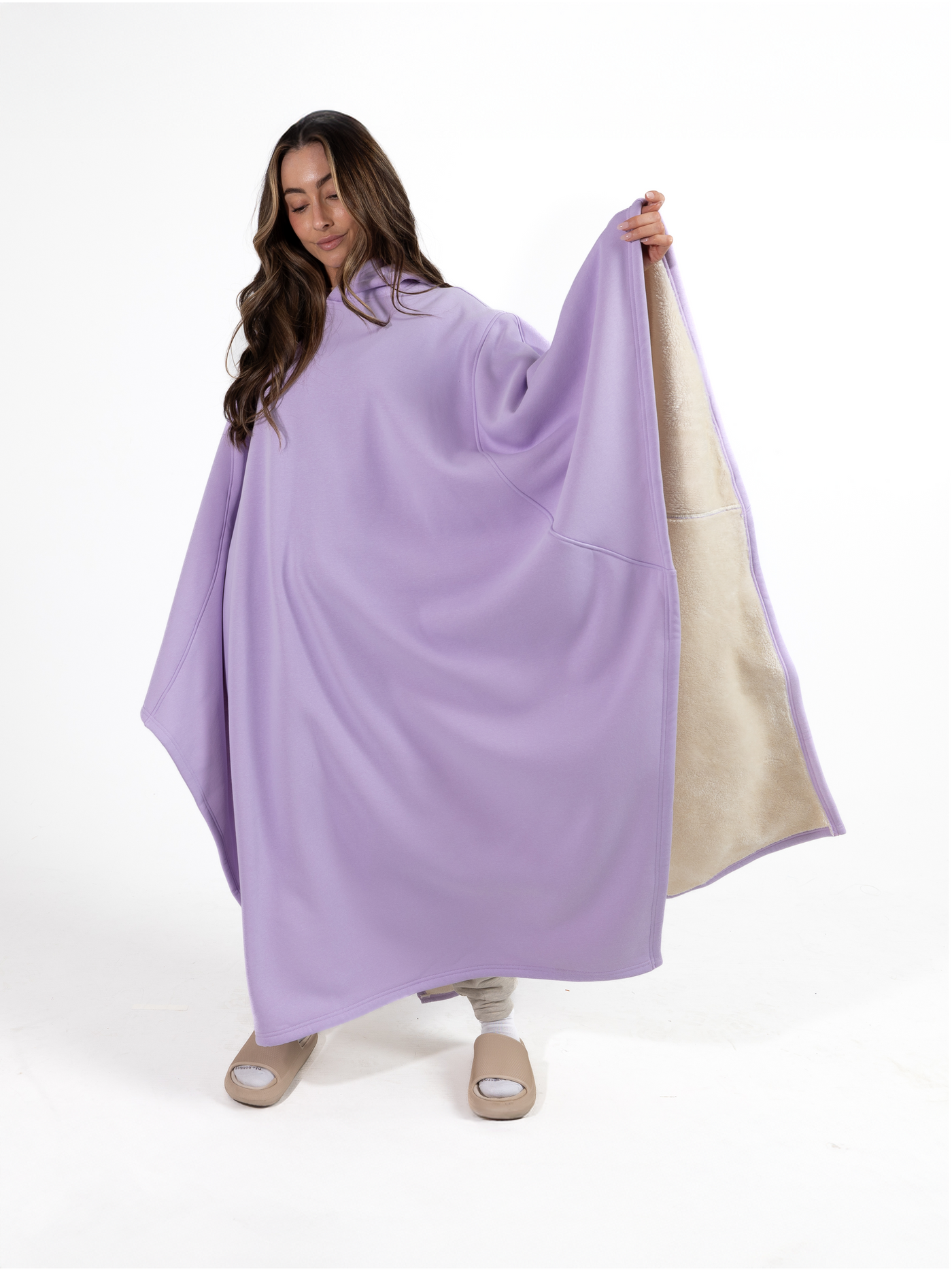 Fleece-Poncho mit Kapuze