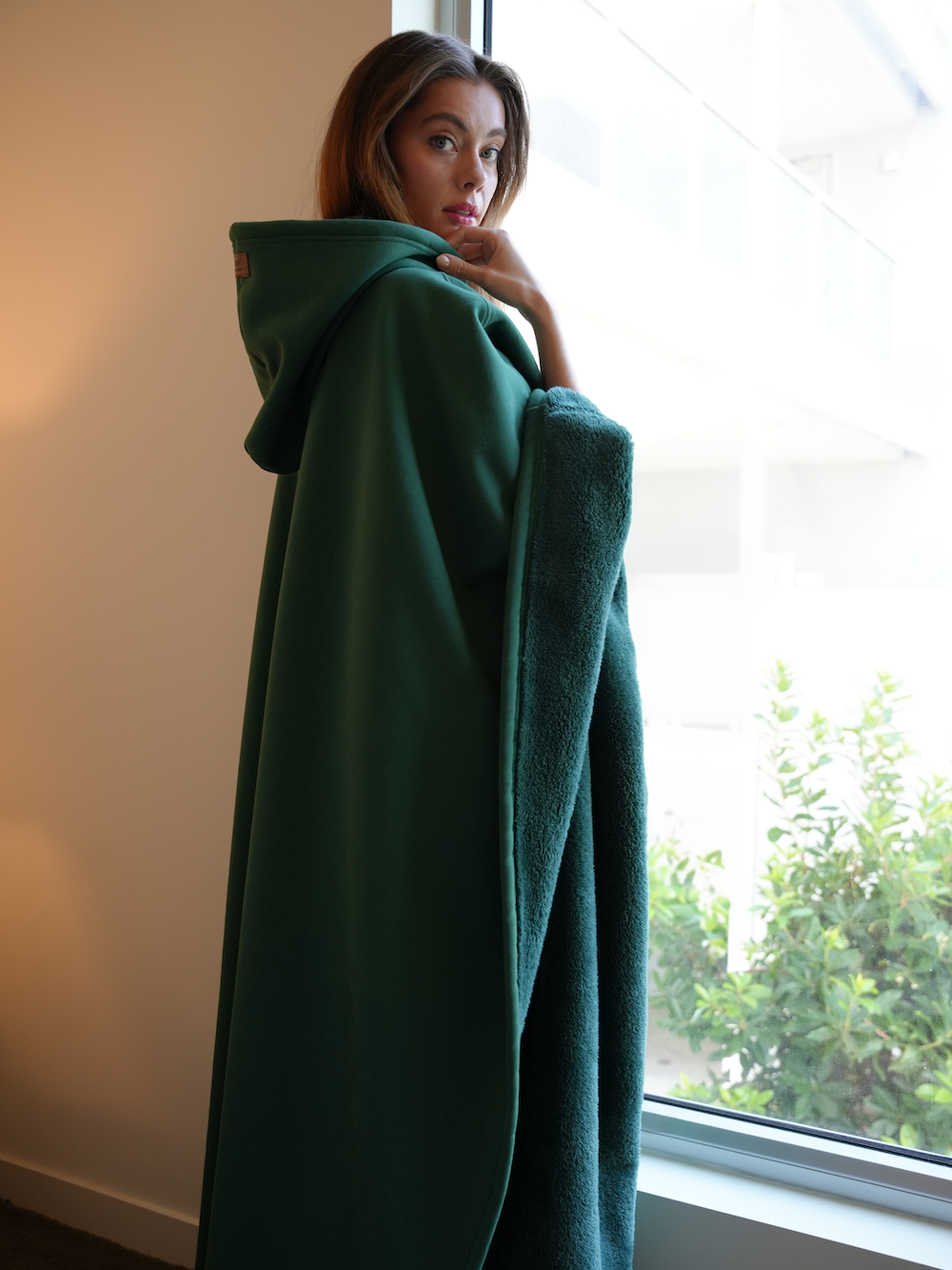 Fleece-Poncho mit Kapuze