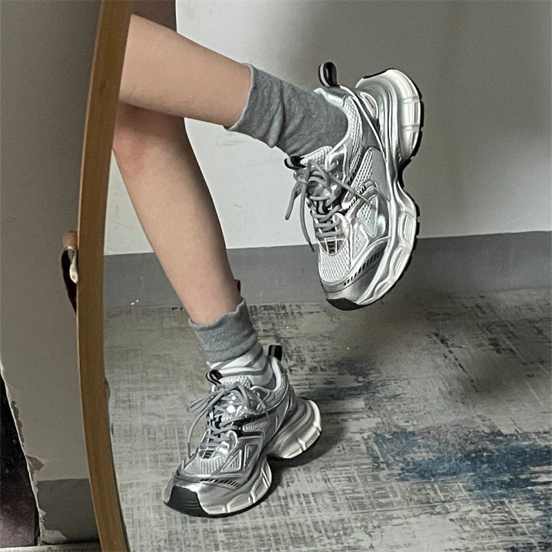 Revalis | Moderne Mesh-Sneaker mit dicker Sohle