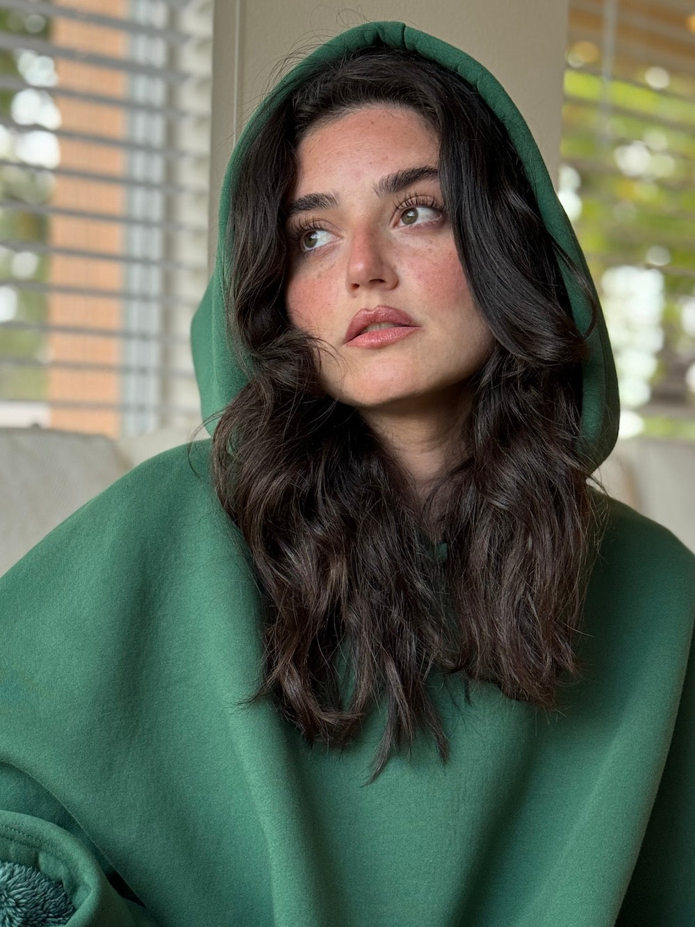 Fleece-Poncho mit Kapuze