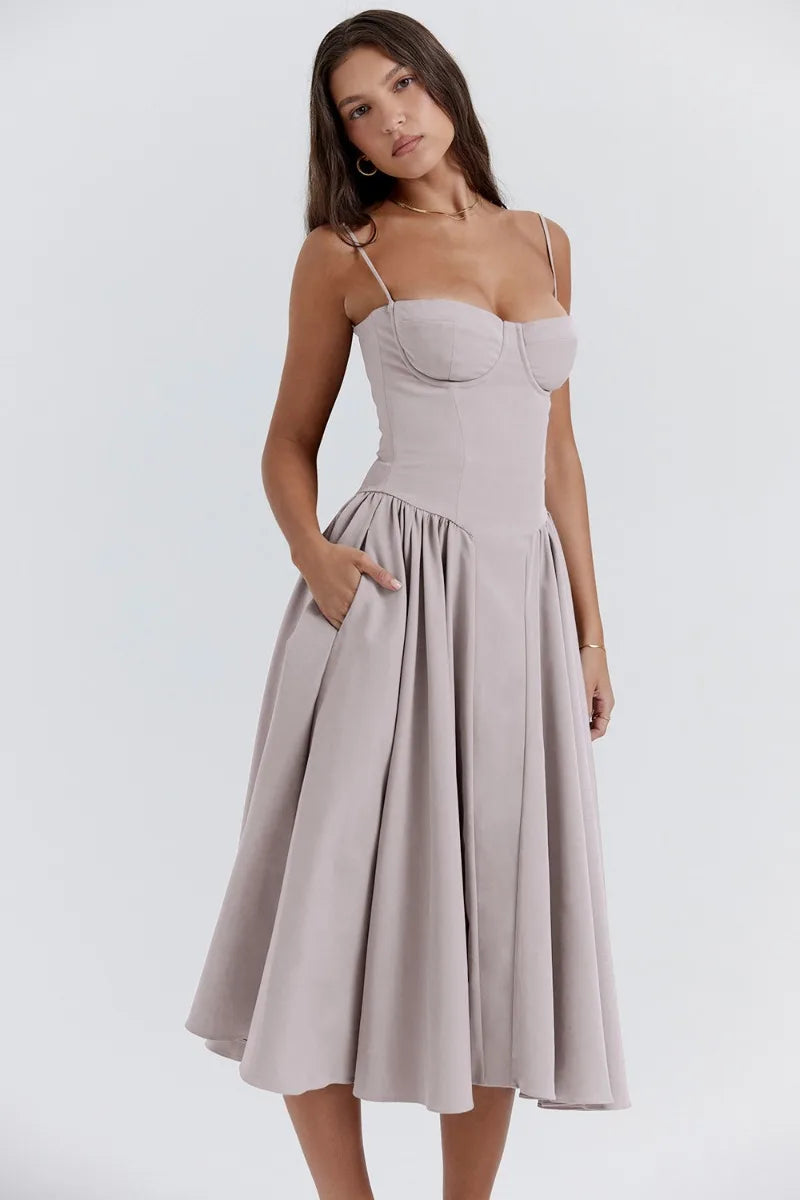Ilona | Weich fließendes Midikleid