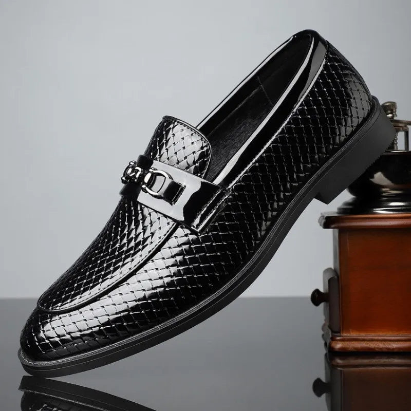 Exklusive Herren-Loafer aus Leder mit Metallschnalle