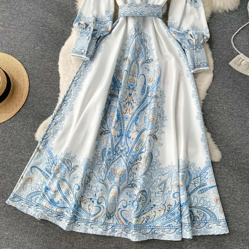 Brunhilde | A-Linien-Kleid mit Blumengürtel
