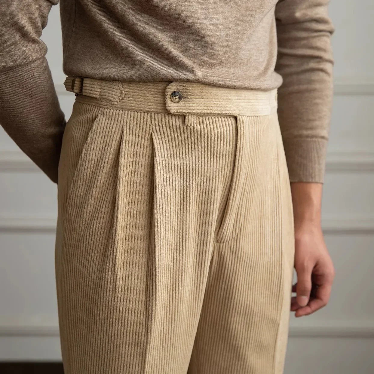 Brod | Cordhose mit Bundfalte