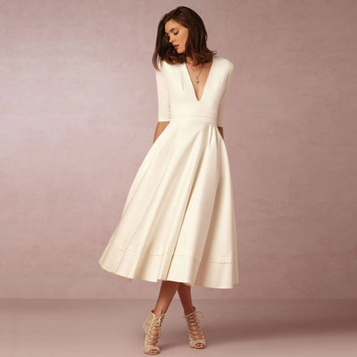 Hannelore | Elegantes Prinzessinnenkleid mit V-Ausschnitt