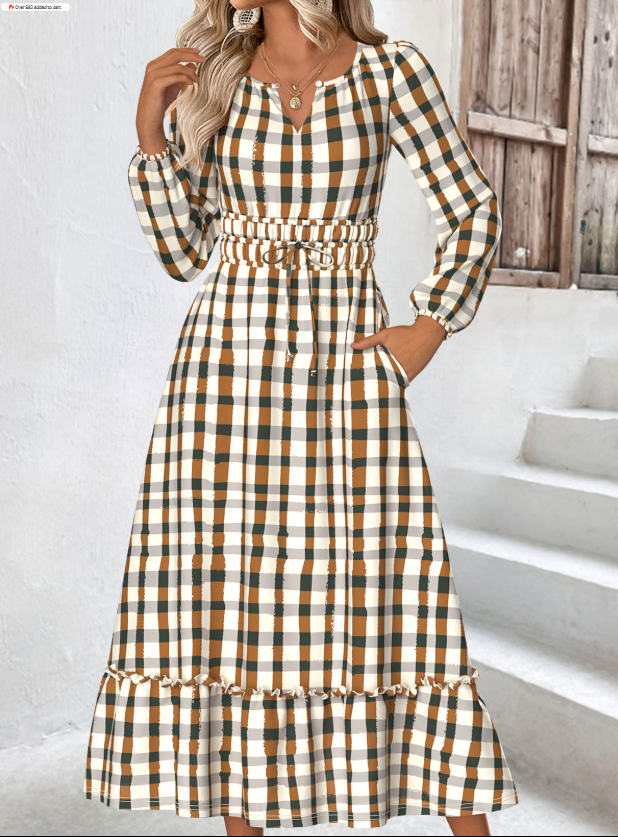 Beige kariertes Kleid mit langen Ärmeln und geschlitztem Ausschnitt