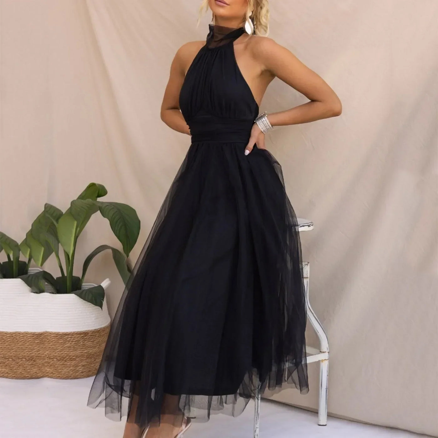 Coraline – Elegantes ärmelloses Kleid