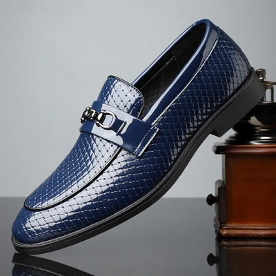 Exklusive Herren-Loafer aus Leder mit Metallschnalle