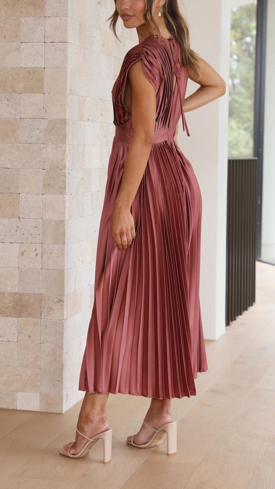 Alexis - Elegantes Plisseekleid