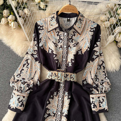Brunhilde | A-Linien-Kleid mit Blumengürtel