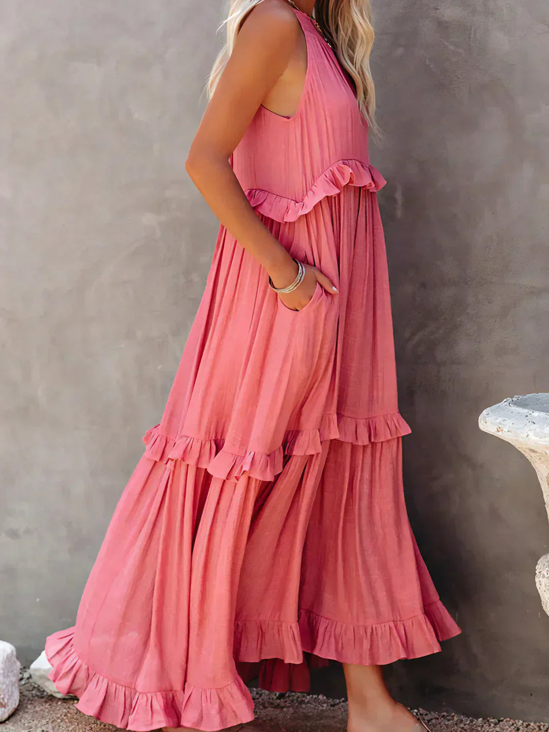 Christa | Schickes Neckholder-Rüschenkleid