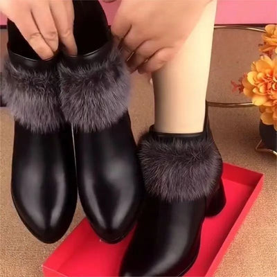 Warm rabbit fur boots