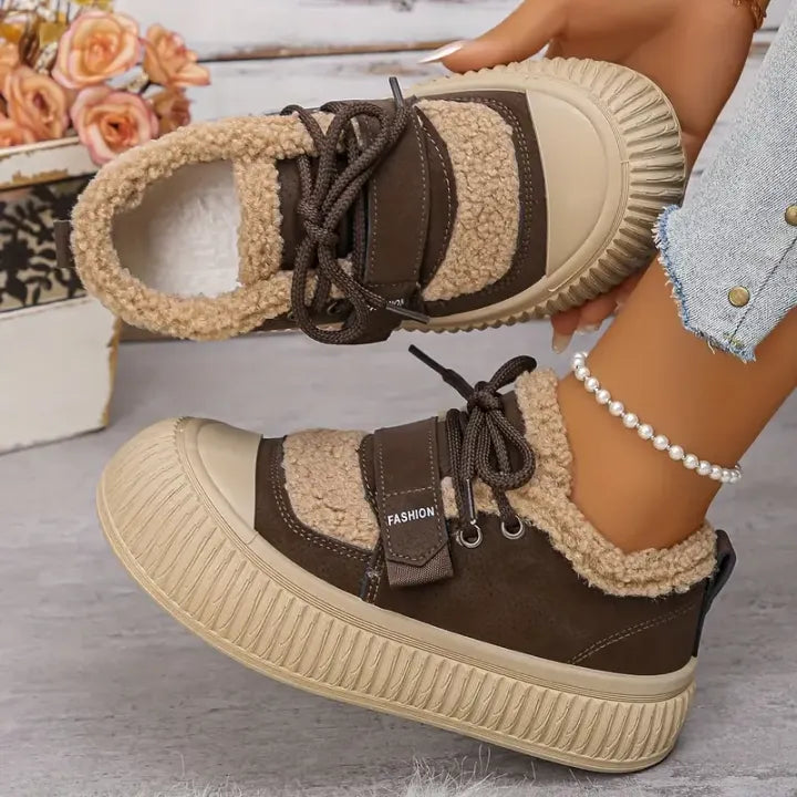 Warme Sneaker mit Fleecefutter