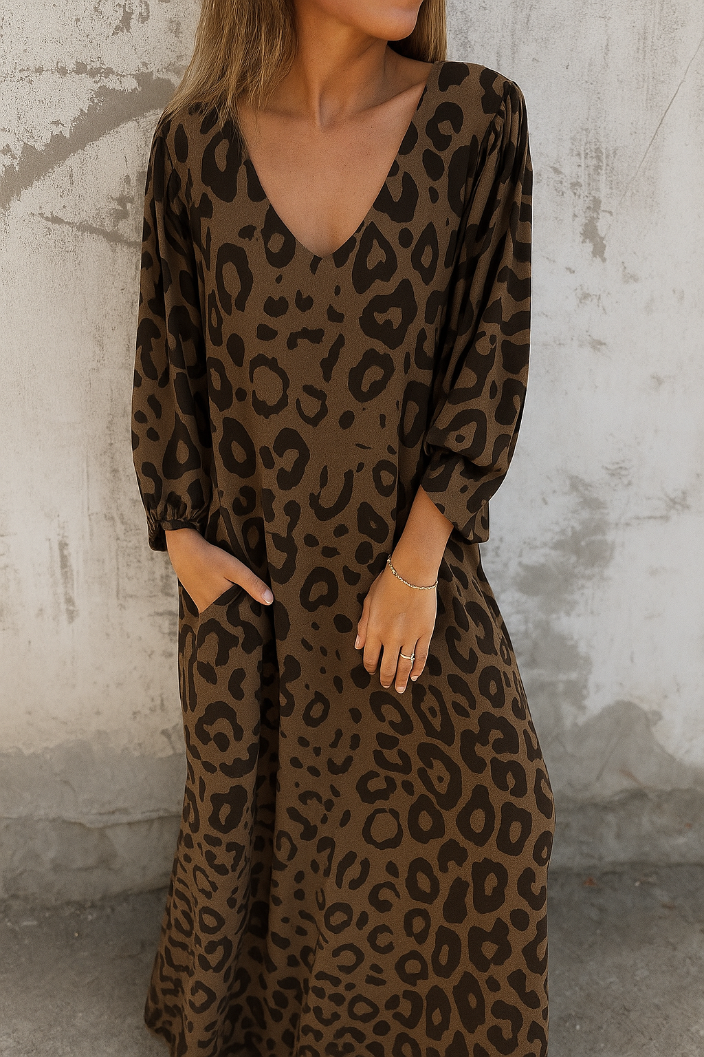 April – Langes Kleid mit wildem Print
