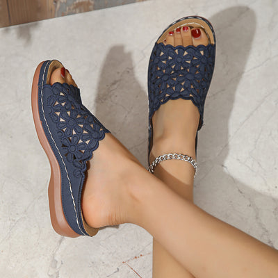 Bequeme Sommerschlappen mit Cut-Out-Design