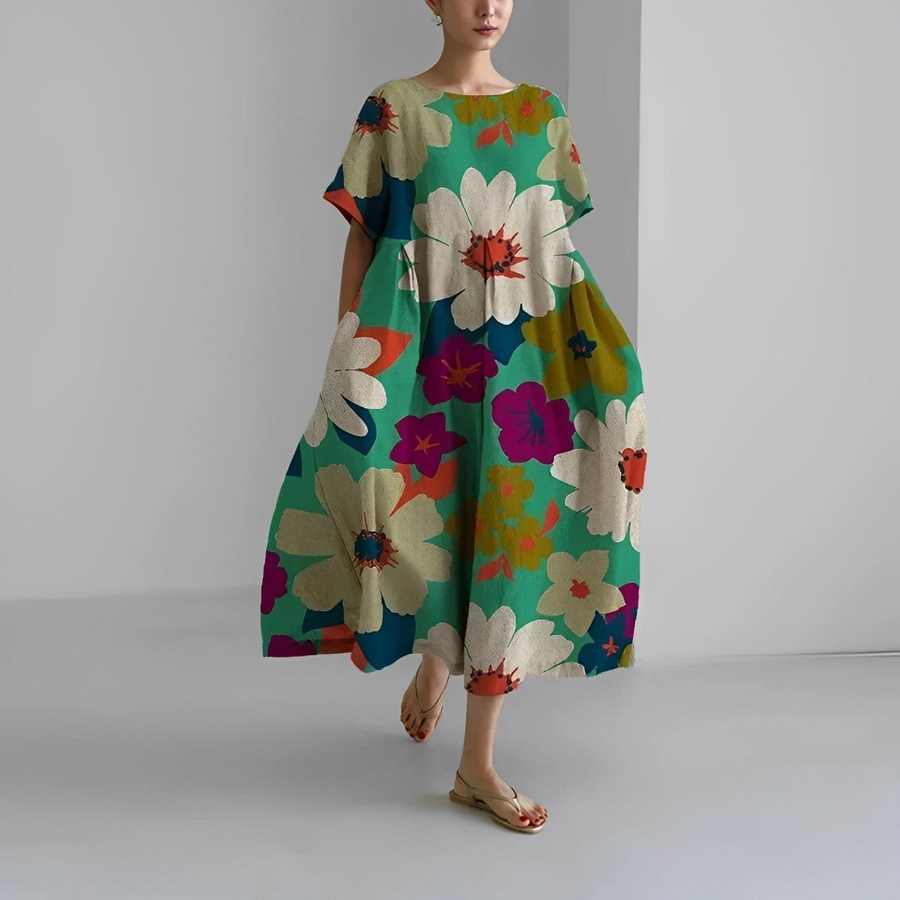 Judith | Locker geschnittenes Blumenkleid