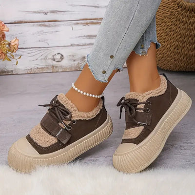 Warme Sneaker mit Fleecefutter