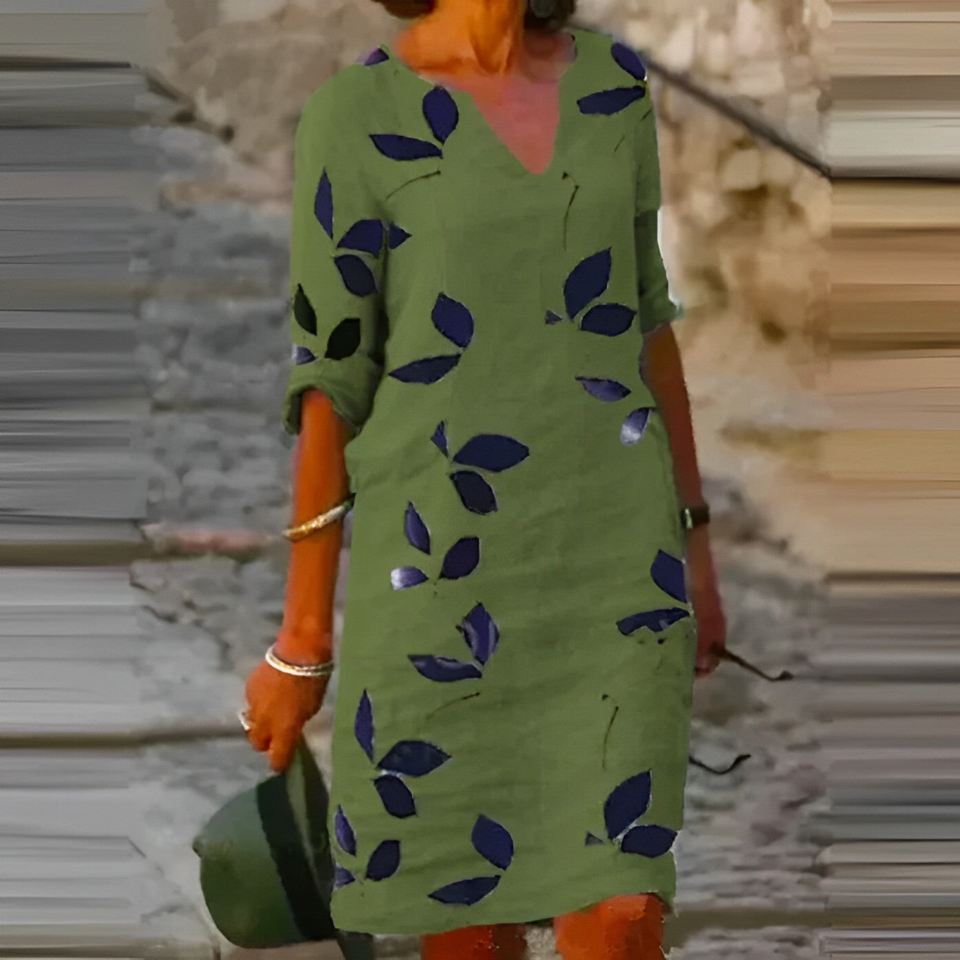 Britta | Schmeichelndes Sommerkleid mit Blätter-Print