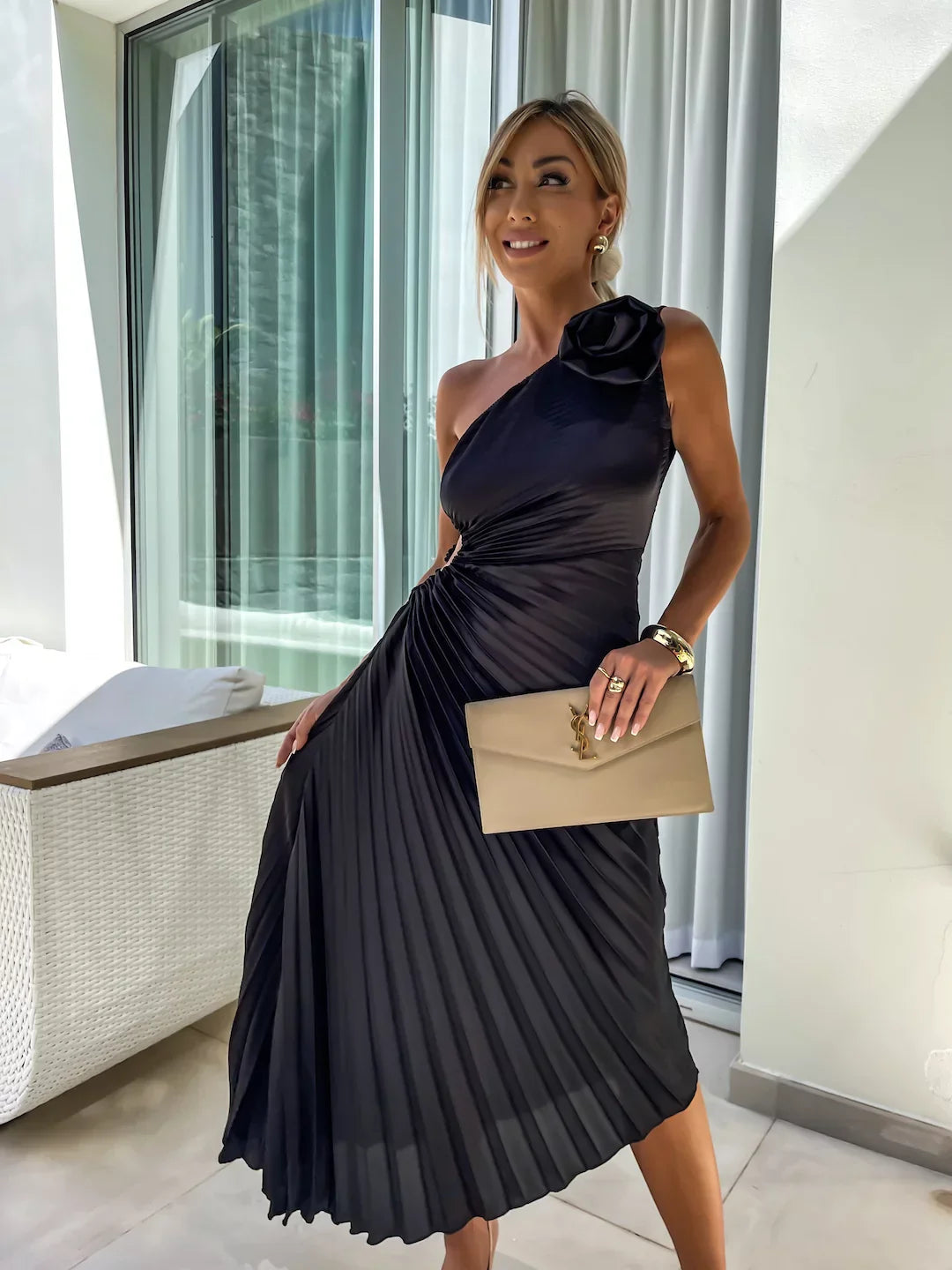 Paula | Blumenschulterkleid