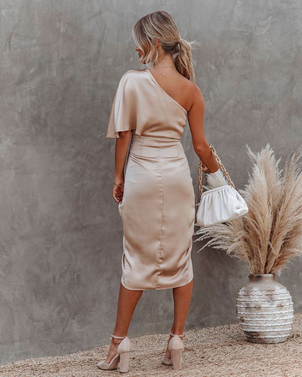 Helene | Off-Shoulder Midikleid mit Rüschen