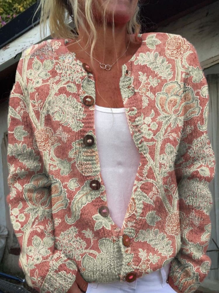 Bristal – Cozy Meadows – Strickjacke mit Blumenmuster und Knöpfen