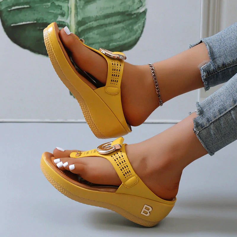 Blythe | Elegante Keilsandaletten