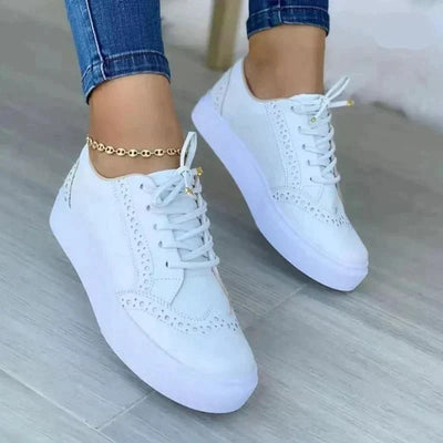 Tasmine | Klassische Schnür-Sneaker