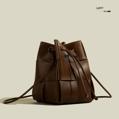 Tessara | Polierte Crossbody-Beuteltasche