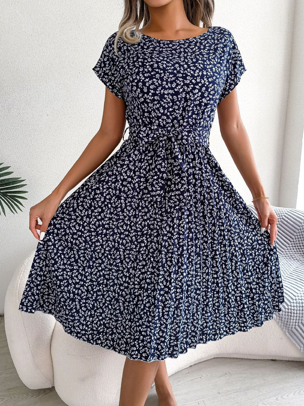 Annalise | Elegantes Plissee-Midikleid