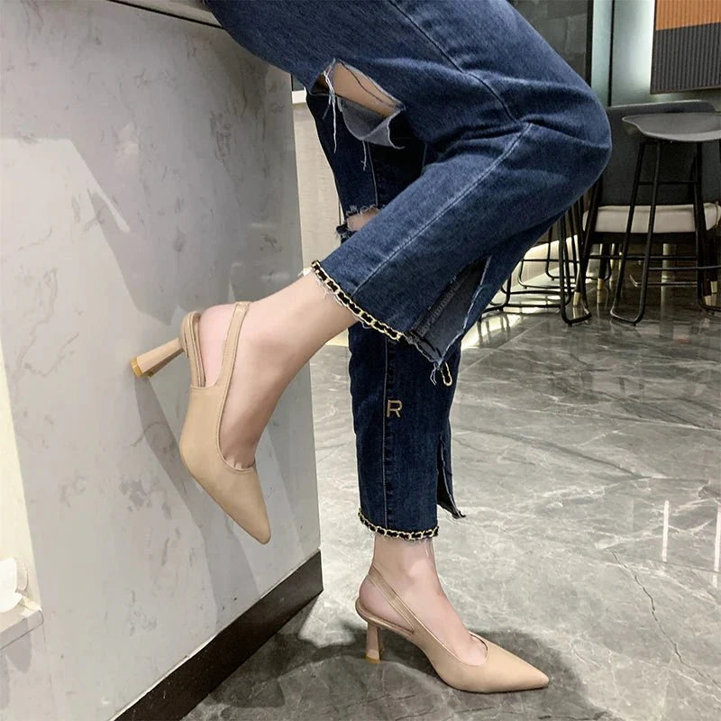 Tessina | Klassische spitze Pumps