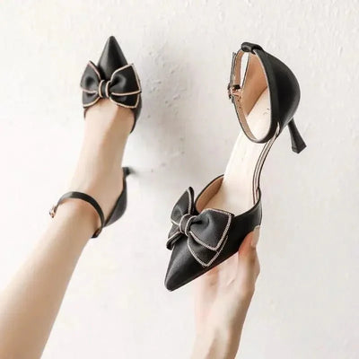Gertruna | Schicke Heels mit Schleifen-Akzent