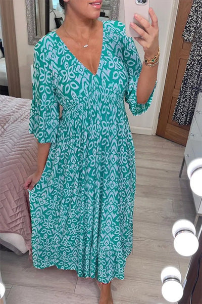 Frida | Fließendes bedrucktes Kleid mit V-Ausschnitt