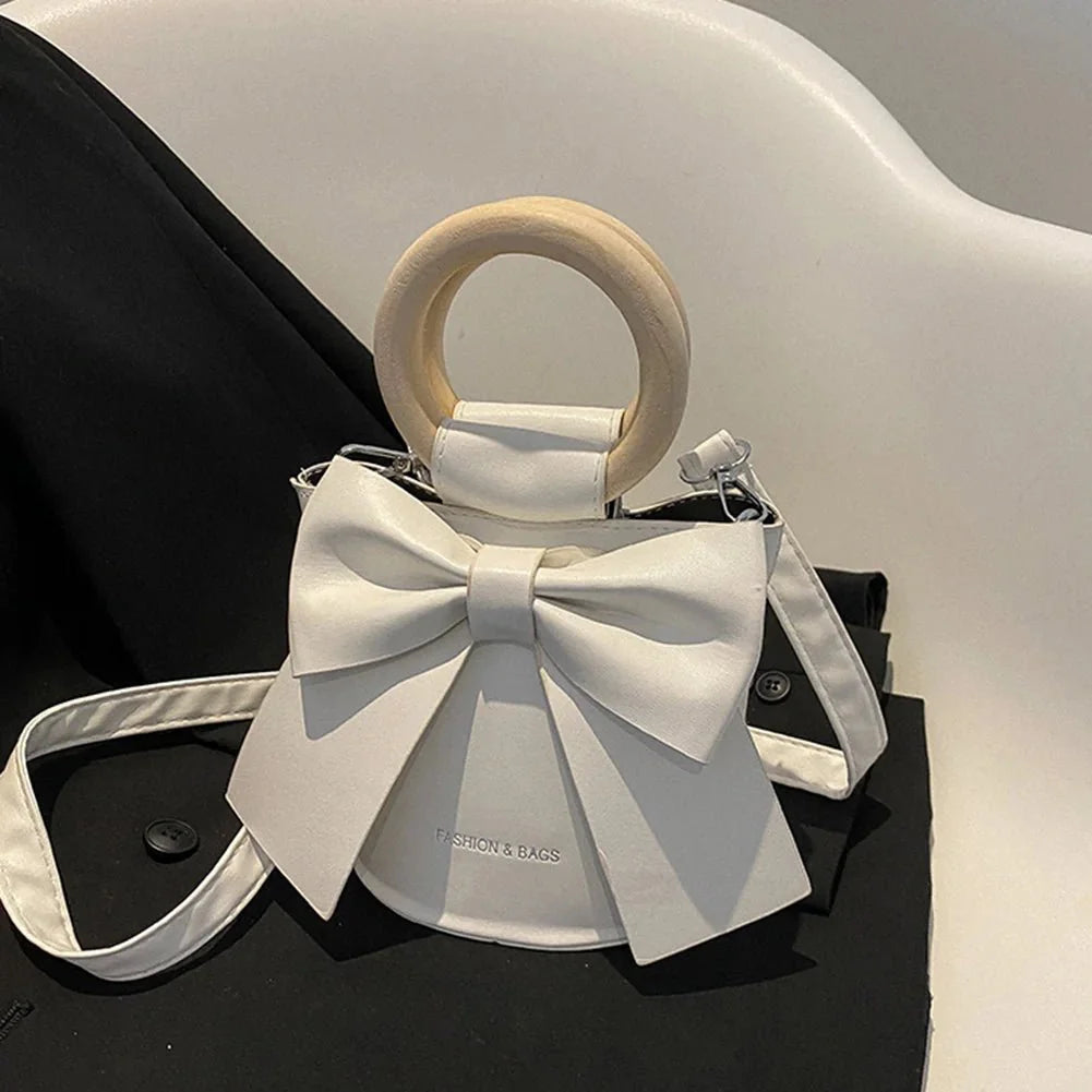 Vivara | Handtasche mit Schleife im eleganten Look