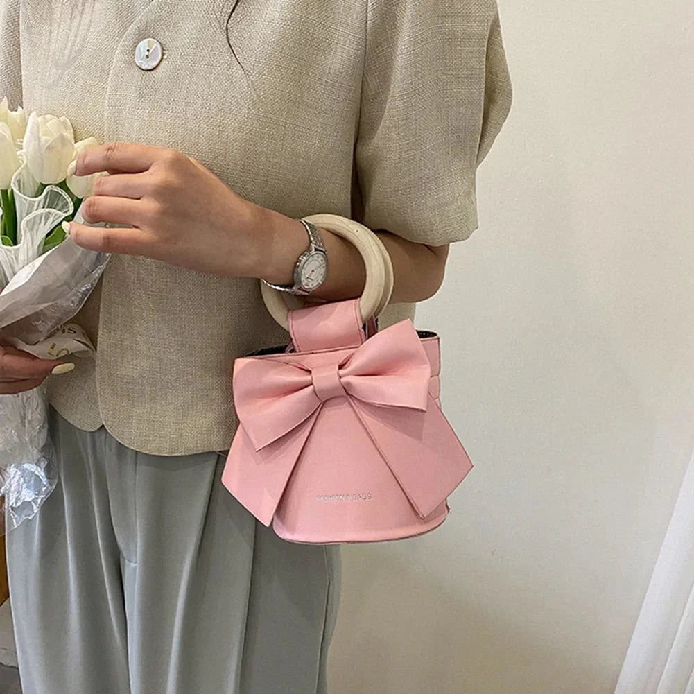 Vivara | Handtasche mit Schleife im eleganten Look