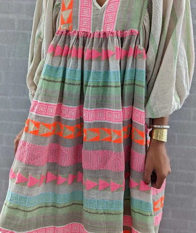 Riley | Einfaches, lebendiges Kleid